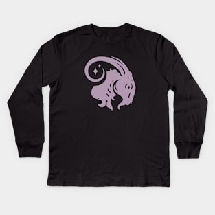 Vintage Capricorn Zodiac Symbol // Proud Capricorn Horoscope Sign Astrology Kids Long Sleeve T-Shirt